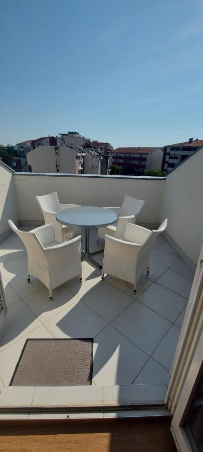 Suncani 1-vila Amfora Budva