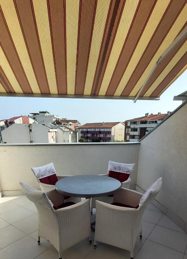 Suncani 1-vila Amfora Apartment Budva